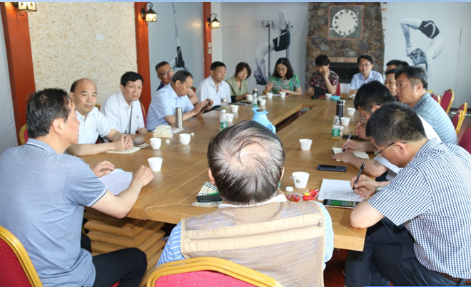 省社区发展研究会召开社区治理研讨会