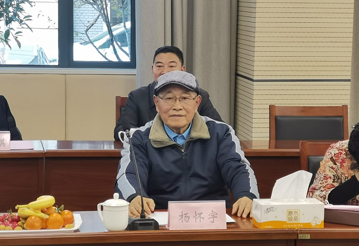 省社科联召开纪念成立60周年老同志座谈会