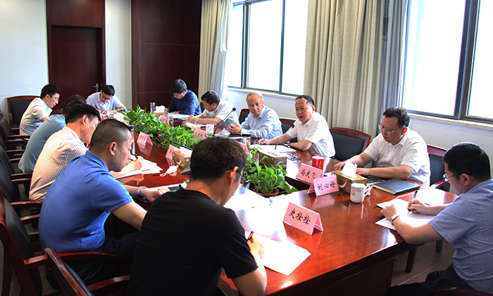省社科联党组理论学习中心组开展意识形态专题学习
