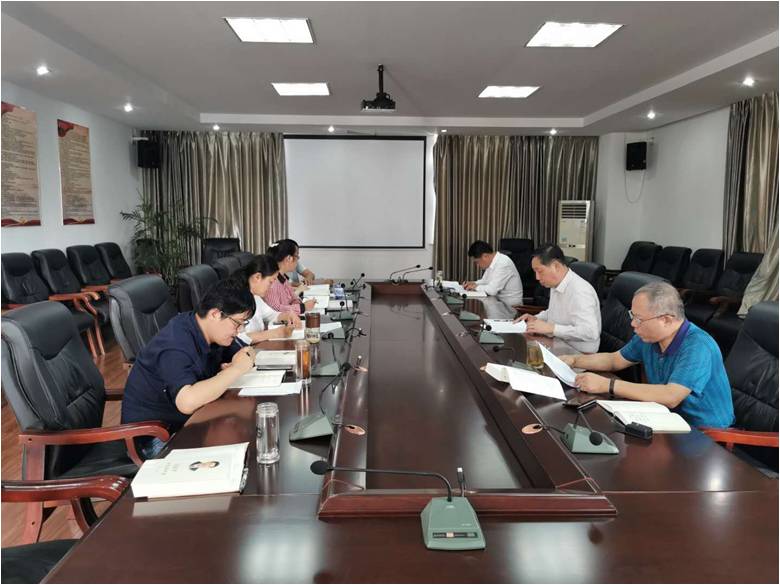 扬州市社科联召开党组理论学习中心组（扩大）会议 学习《习近平谈治国理政》（第三卷）