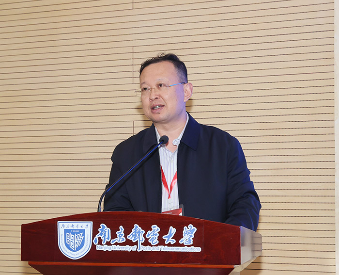 江苏青年智库学者沙龙“现代产业体系和数字江苏建设”专场在南京邮电大学举行