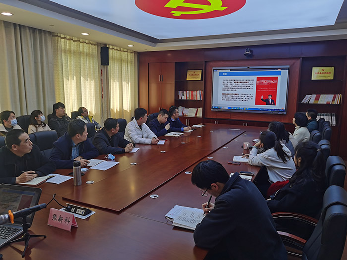 省社科联举办“青年学堂”专题讲座