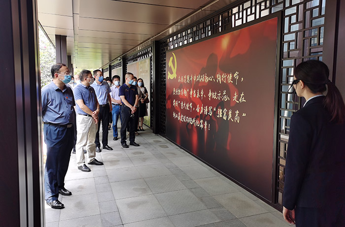 “清风廉韵”话清廉，风清气正谱新篇