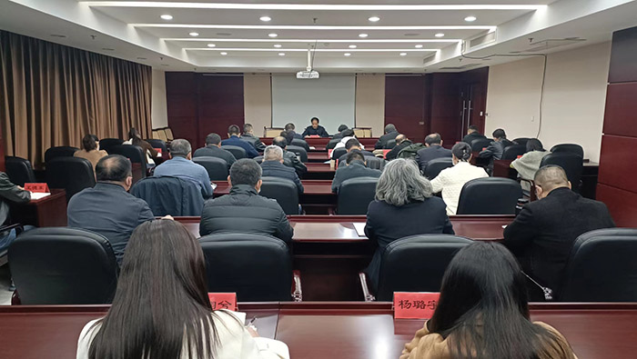 苗加清为全市社科界宣讲党的二十大精神