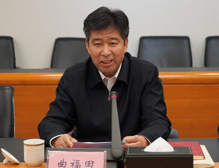 曲福田出席“扛起新使命 谱写新篇章——中国式现代化与共同富裕”研讨会