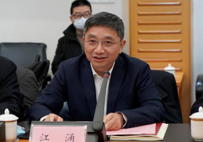 曲福田出席“扛起新使命 谱写新篇章——中国式现代化与共同富裕”研讨会