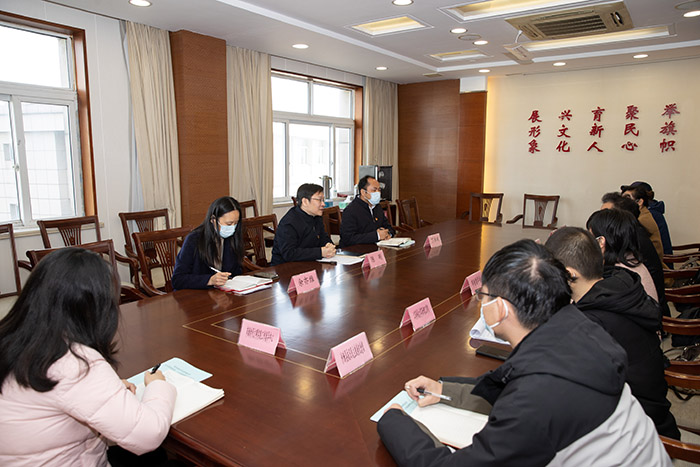 张家港市召开全市社科理论界学习贯彻党的二十大精神宣讲报告会暨理论交流会