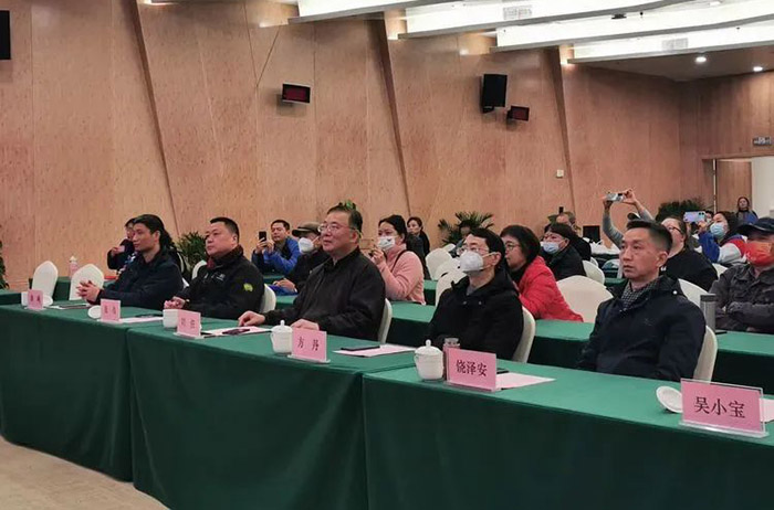 南京市社会科学界社团党委联合南京诗词学会、渡江胜利纪念馆共同主办“清明祭英烈 奋进新征程”主题诗会