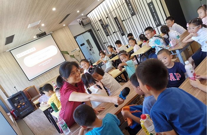 南京市社科联“南京社区科普大学”举办暑期系列文化课堂