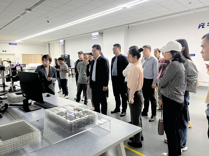 省社科联组织《中国式现代化江苏新实践研究丛书》各课题组前往南通、苏州调研