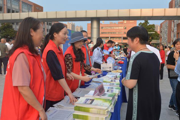 如东县举办第十三届社科普及宣传周启动仪式暨服务咨询活动