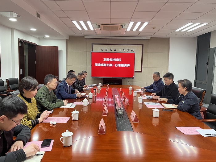 省社科联调研组赴泰州、无锡市社科联调研“一市一品”建设