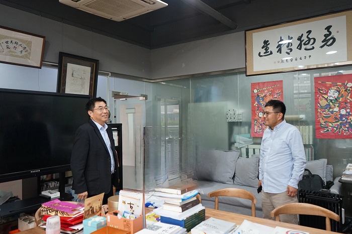 张新科赴南京艺术学院交流人文社科工作