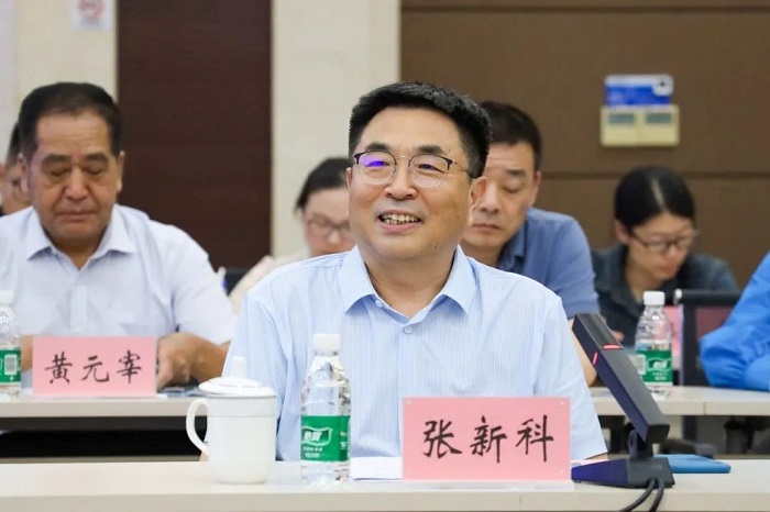 江苏省热点难点问题专家座谈会在南通成功召开
