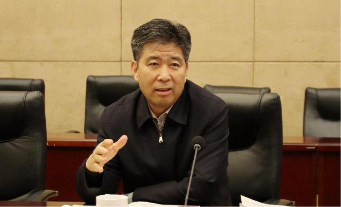 曲福田调研泰州社科普及工作