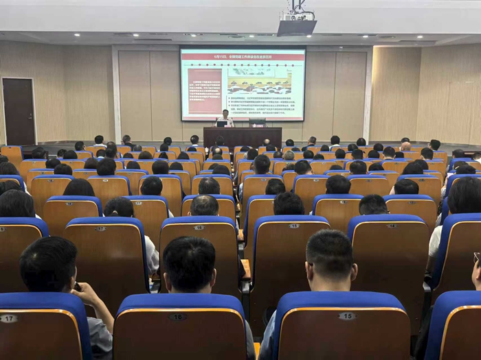 省社科联举办习近平党建思想专题辅导讲座