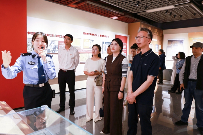 【社会组织党建】赓续长征精神 奋进社科新程|省社科联组织开展社会组织主题党日活动
