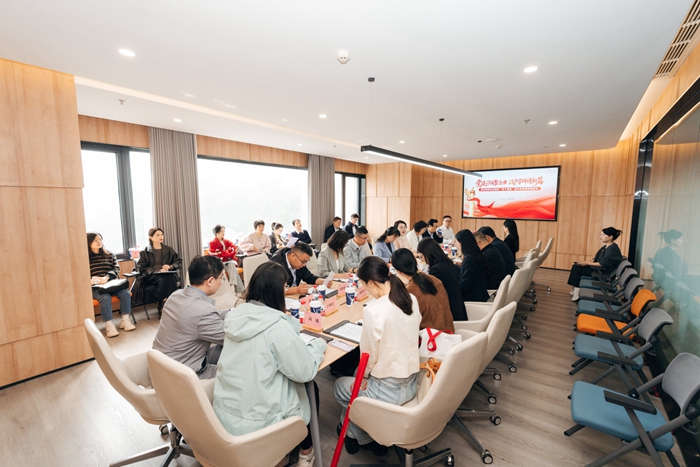 江苏省社科联组织召开社会组织“两个覆盖”深化拓展调研座谈会