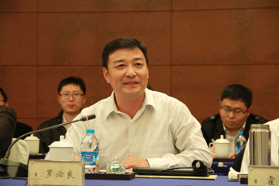  “三农”新政高层研讨会综述—省社科界第七届学术大会·学术聚焦