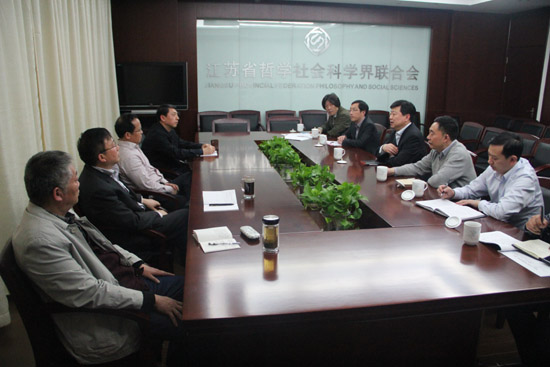 省委驻灌南县帮扶工作队和县委领导走访省社科联