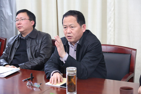 省社科联召开工作务虚会