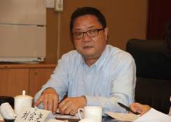 省社科联召开“依法治国、依法行政与基层社会治理”专家座谈会