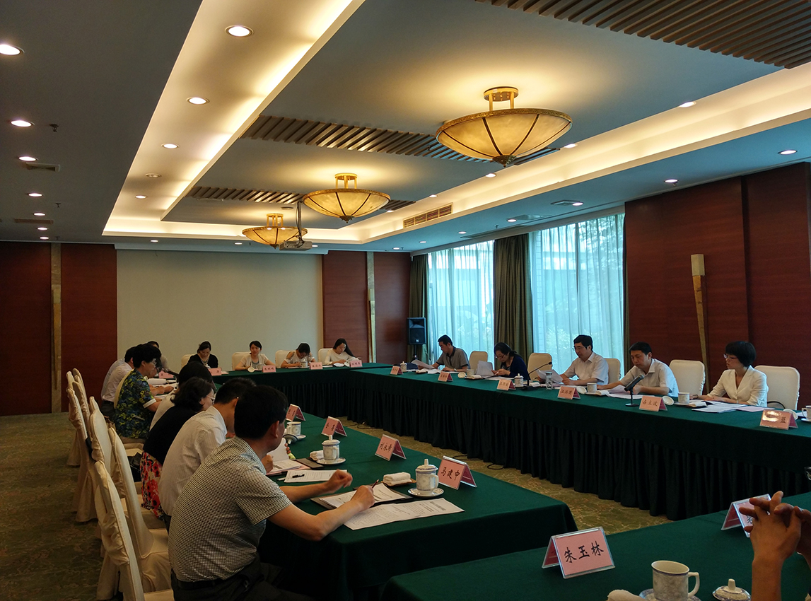 省人大赴镇江市开展社科普及立法调研
