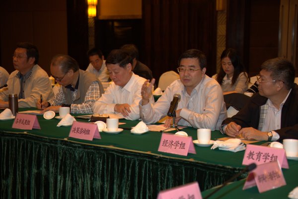 省第十四届哲学社会科学优秀成果评奖终审会议召开