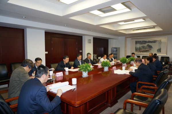 省第十四届哲学社会科学优秀成果评奖工作领导小组会议召开