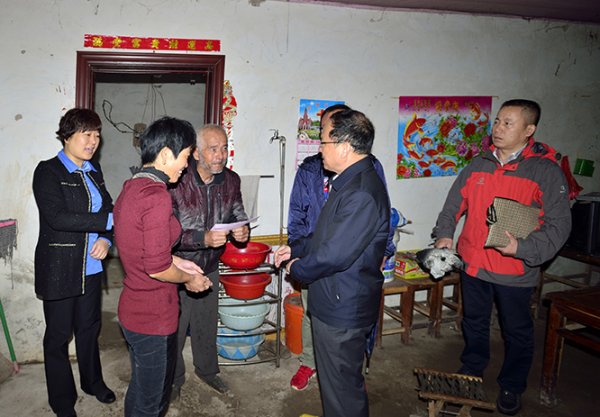 刘德海书记赴灌云开展扶贫调研活动