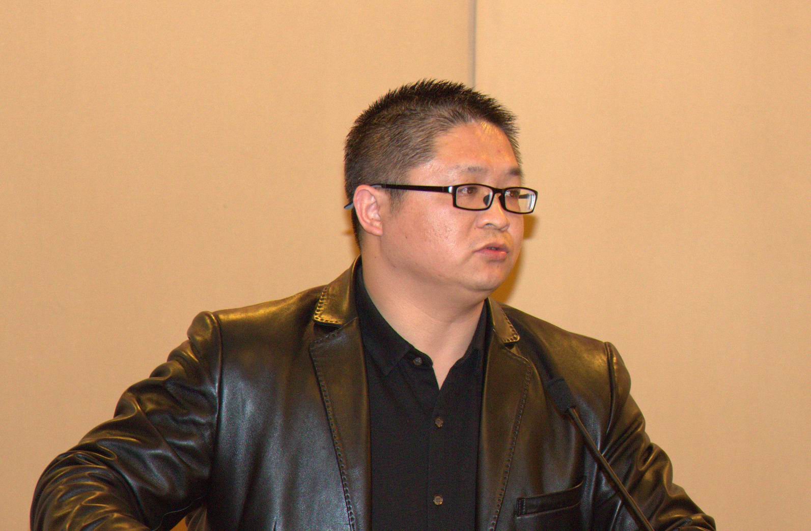 我省举办青年智库学者培训班暨“两聚一高”智库沙龙