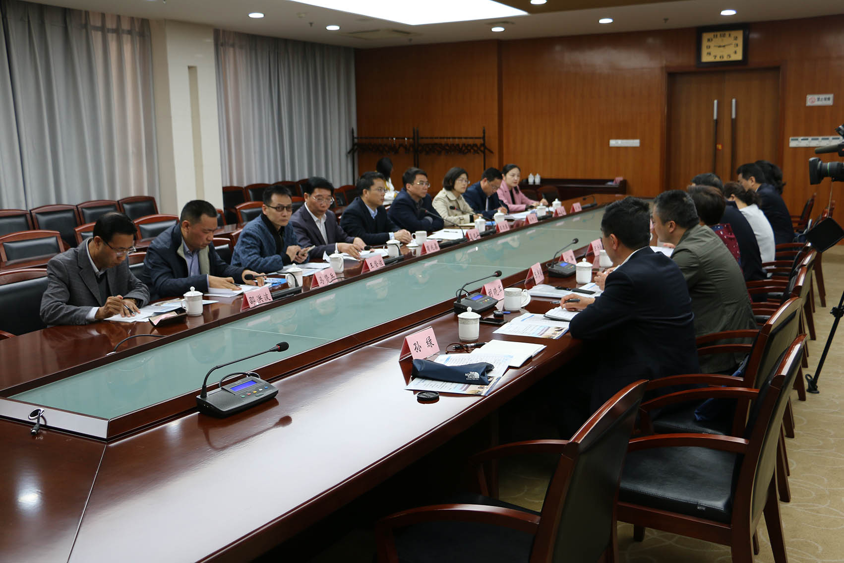 省社科联专题调研县级社科理论工作